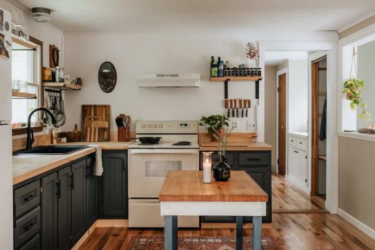 Home Decor and Kitchen Organization Tips for a More Comfortable Home