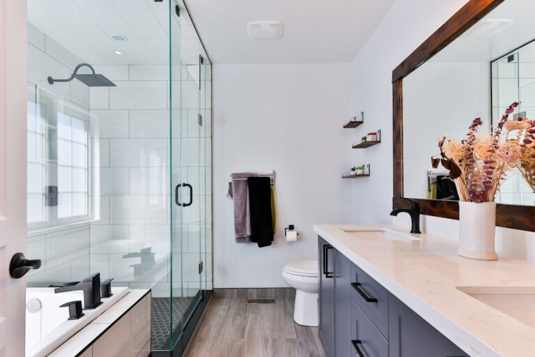 Simple Bathroom Organization Ideas for a Neater Home