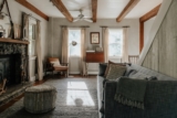 How to Create a Minimal and Cozy Home Without Looking Empty